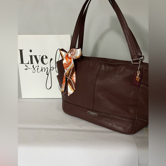 Coach Leather Carrie Tote Bag - Picture 3 of 16